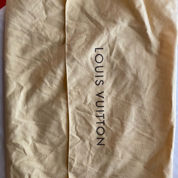 Louis Vuitton Totally PM - Picture 11 of 13